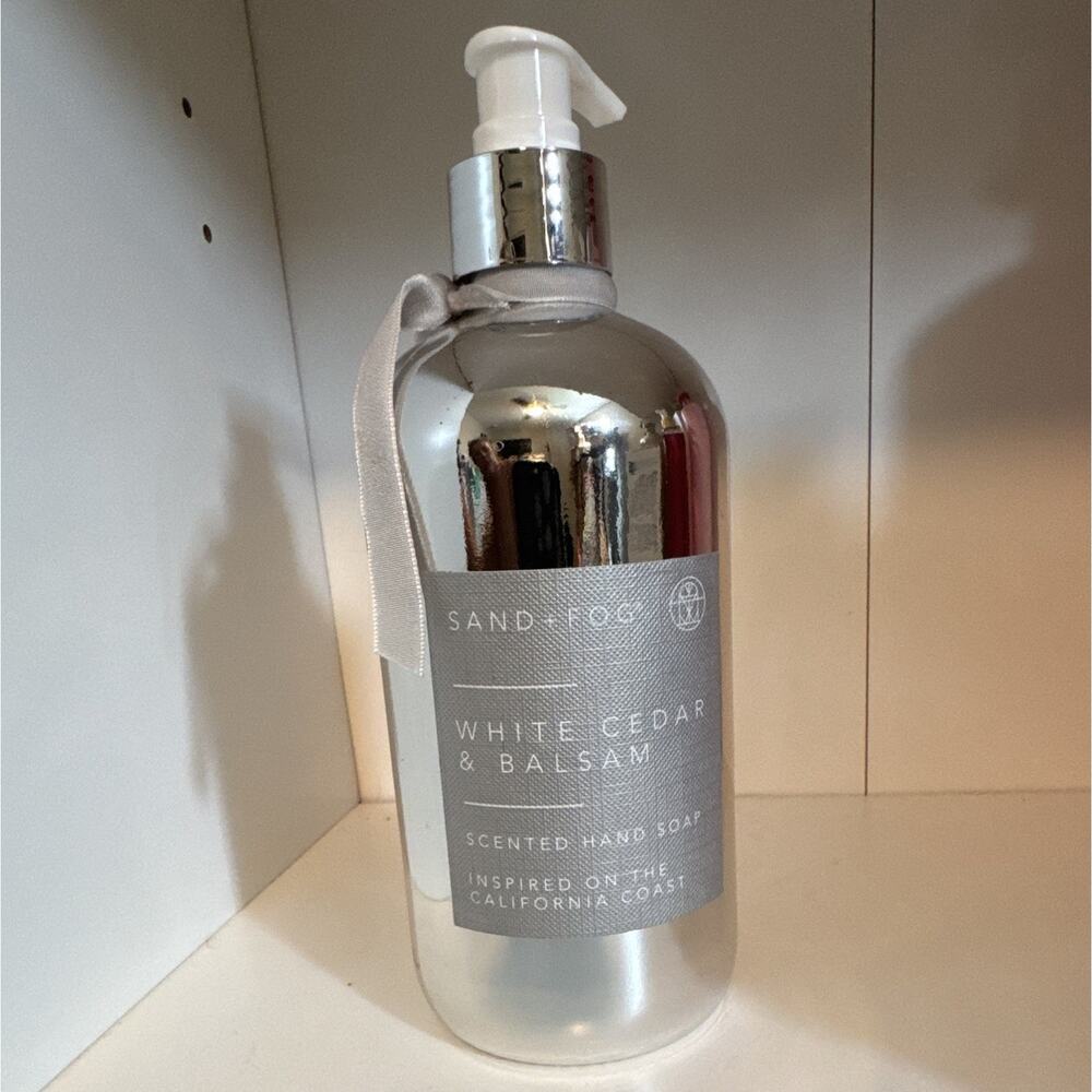 Sand + Fog White Cedar & Balsam Scented Liquid Hand Soap Silver Unisex